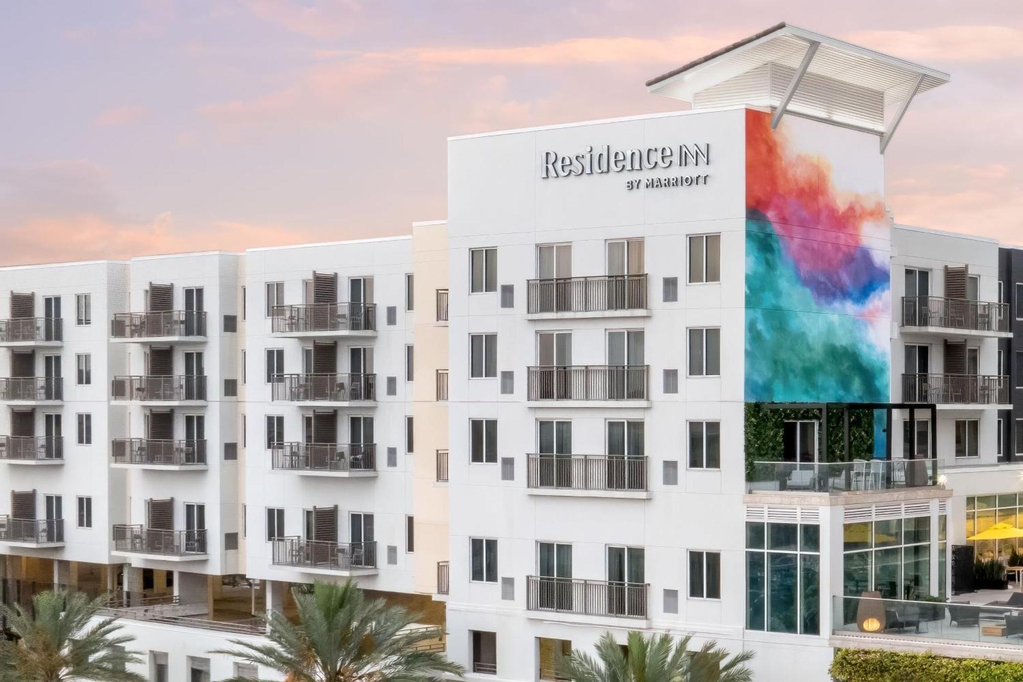 Residence Inn By Marriott Clearwater Beach Bagian luar foto